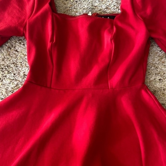 LULU'S Red Three-Quarter Sleeve Skater Dress NWOT - Picture 7 of 8